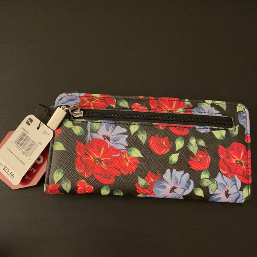 NWT flowery Slim wallet w/safe keeper